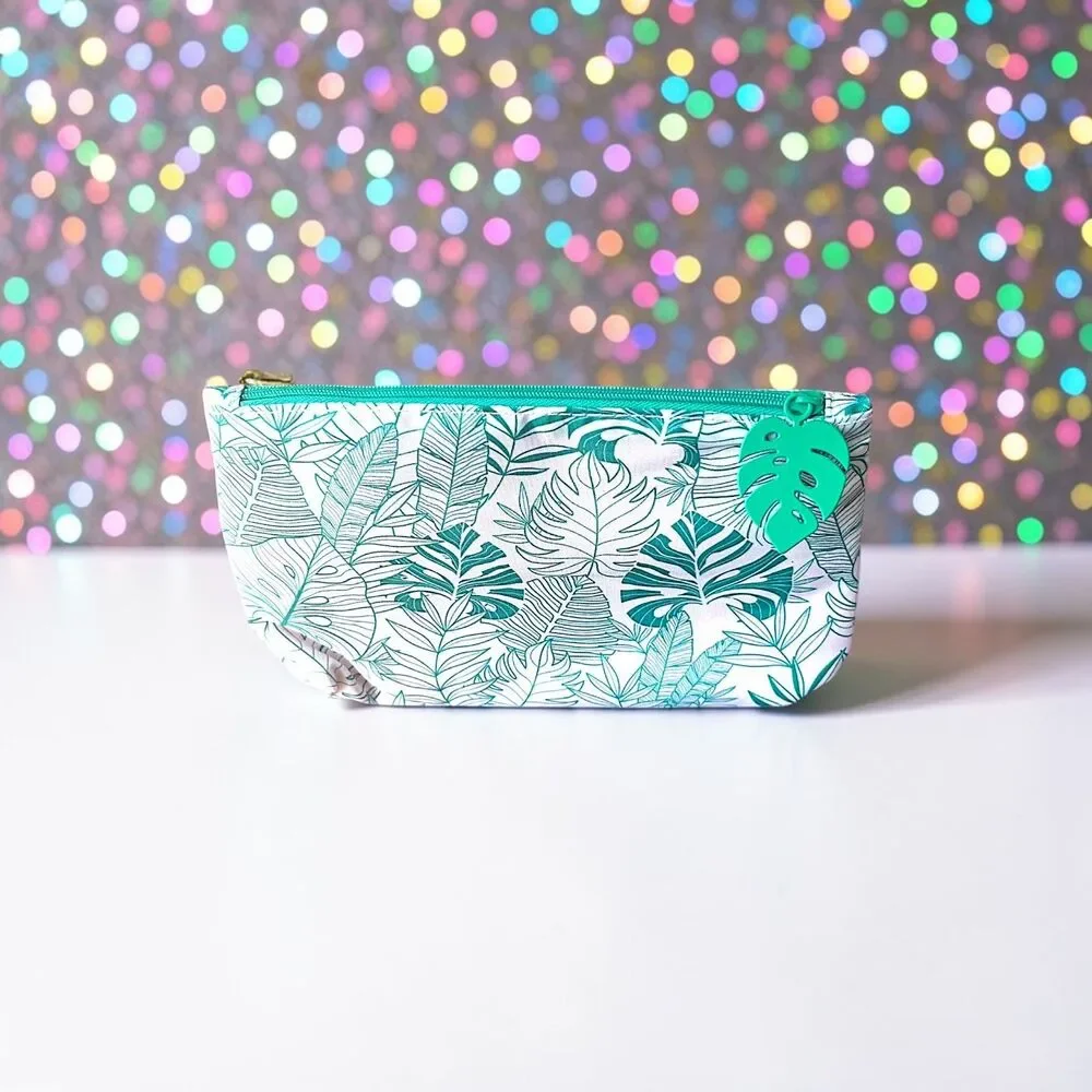 IPSY April 2021 Limited Edition Mystery Bag NEW WITHOUT TAGS Bag Only 5”x7”
